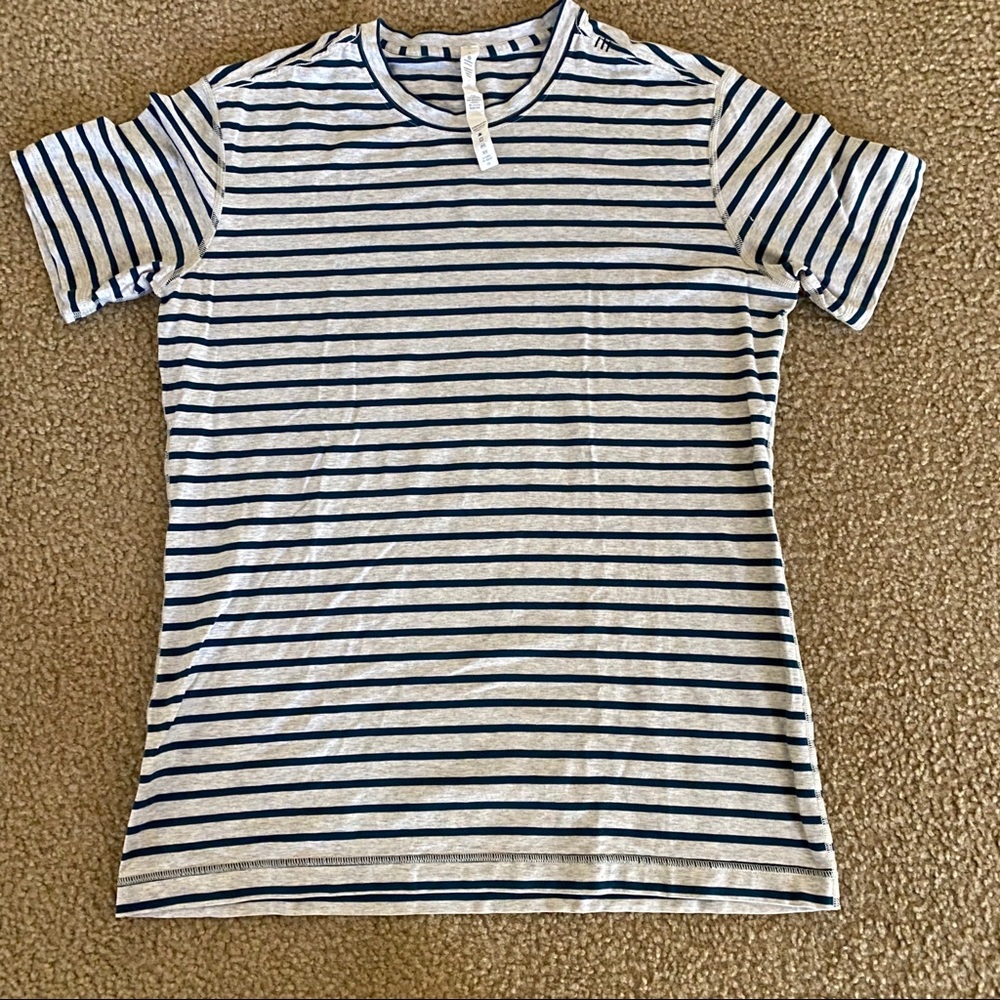 Lululemon Men’s Tshirt